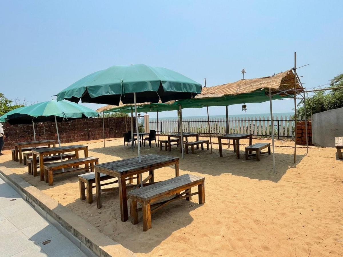 Готель Kay'S By The Sea Ajgaon Екстер'єр фото